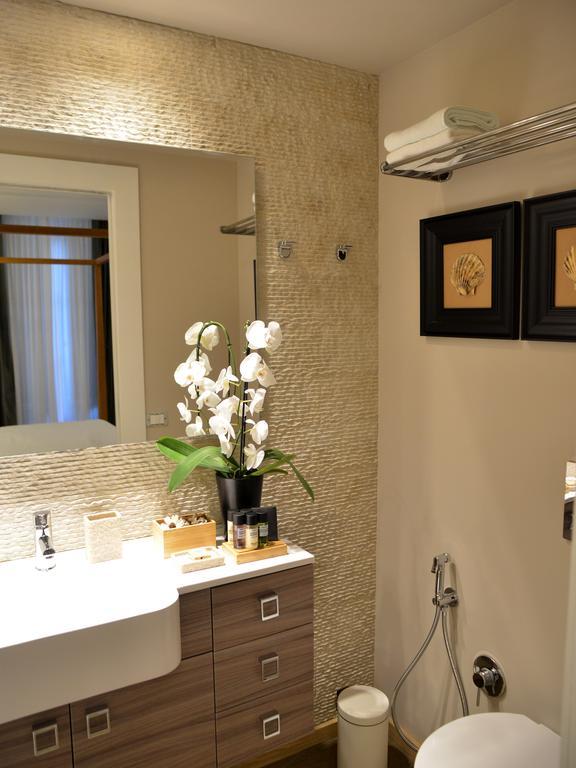 Qb/Four Apartment Catania Bagian luar foto