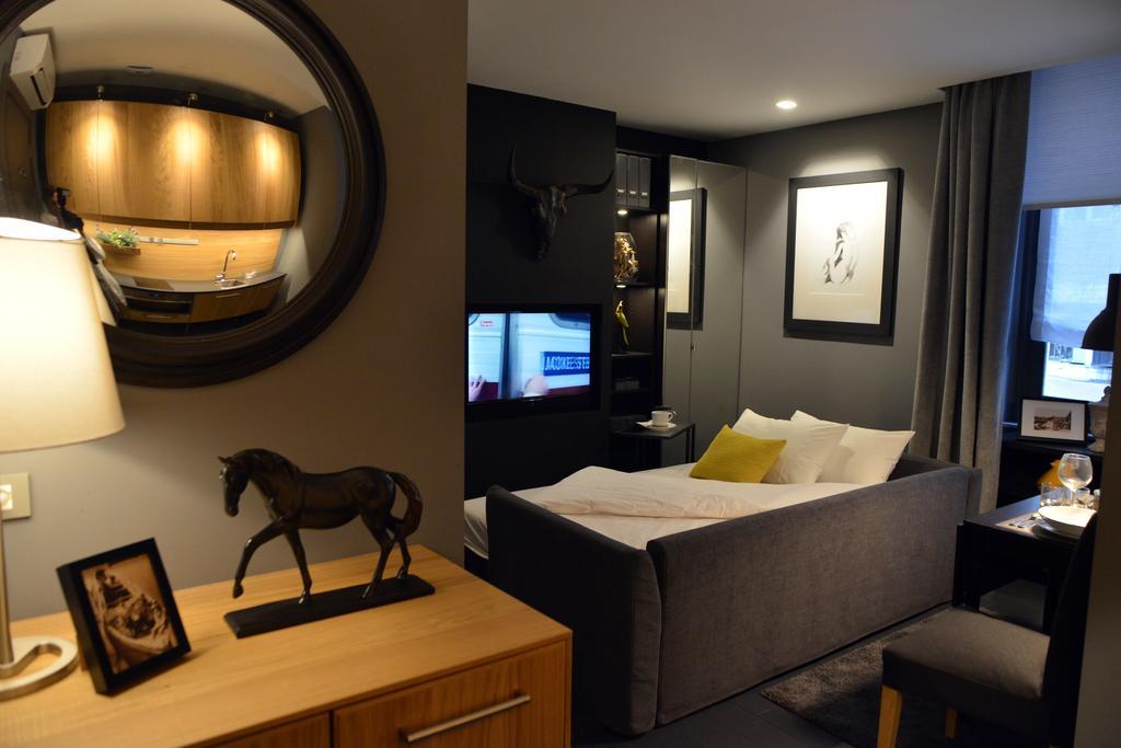 Qb/Four Apartment Catania Bagian luar foto