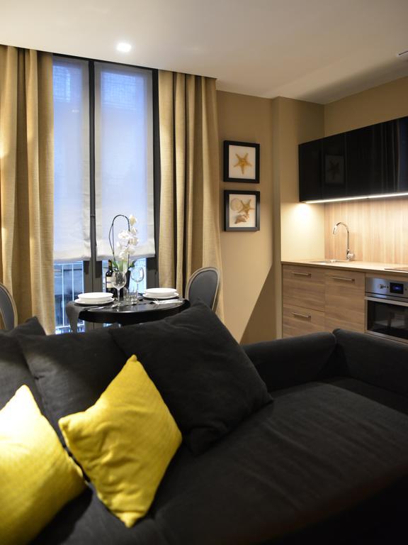Qb/Four Apartment Catania Bagian luar foto