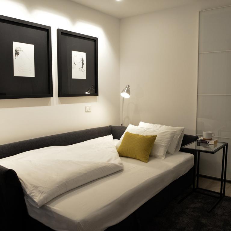 Qb/Four Apartment Catania Bagian luar foto